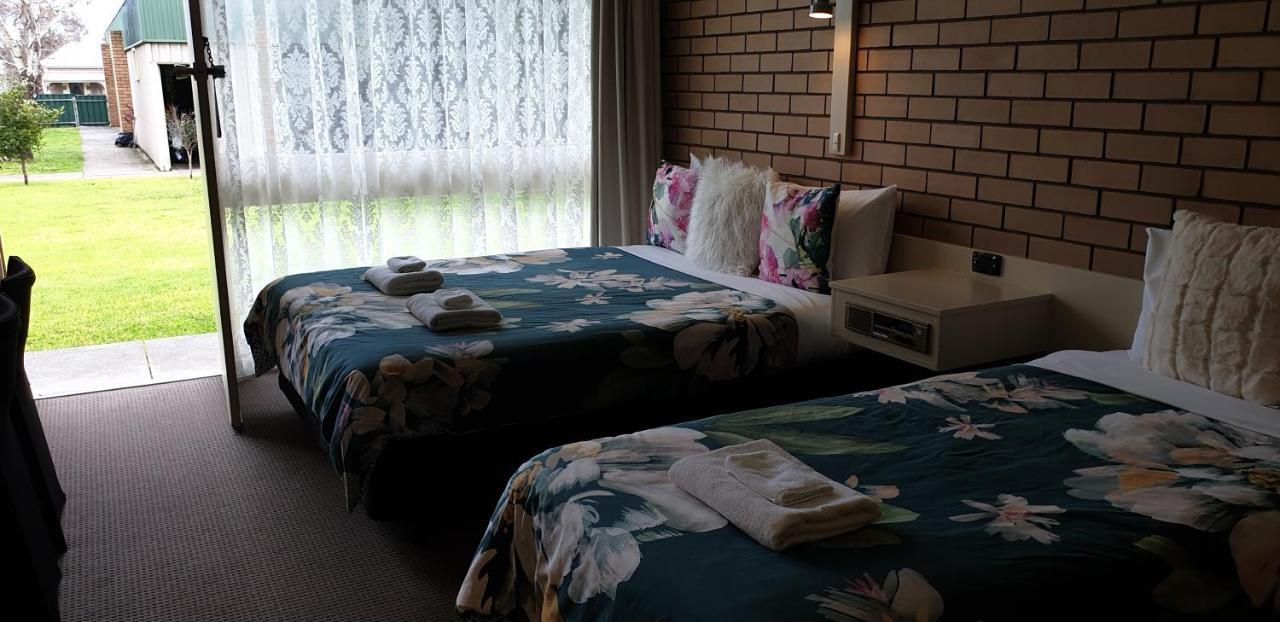 แซนด์ไปเปอร์ แอด มิลลิเซนต์ โฮเต็ล Motel Millicent ภายนอก รูปภาพ